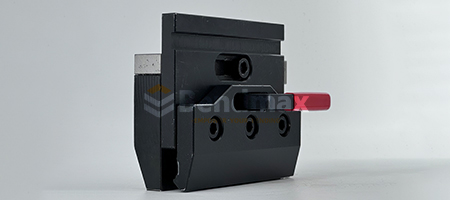 Quick Release Eccentric Lever Mechanism for Fast Punch Changeover