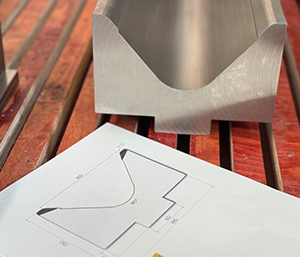 large V bending tools